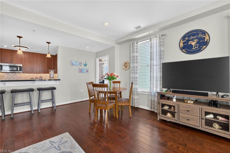 Photo 7 of 46 residential for sale in Virginia Beach virginia