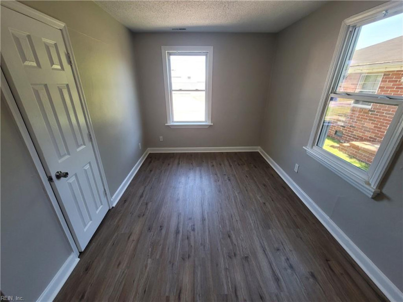 Photo 7 of 13 residential for sale in Norfolk virginia
