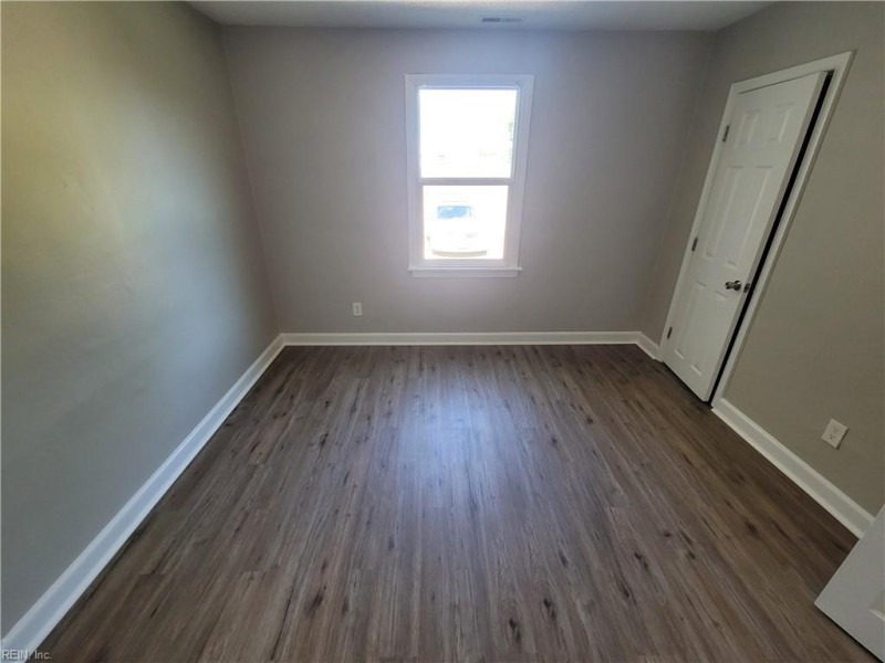Photo 8 of 13 residential for sale in Norfolk virginia