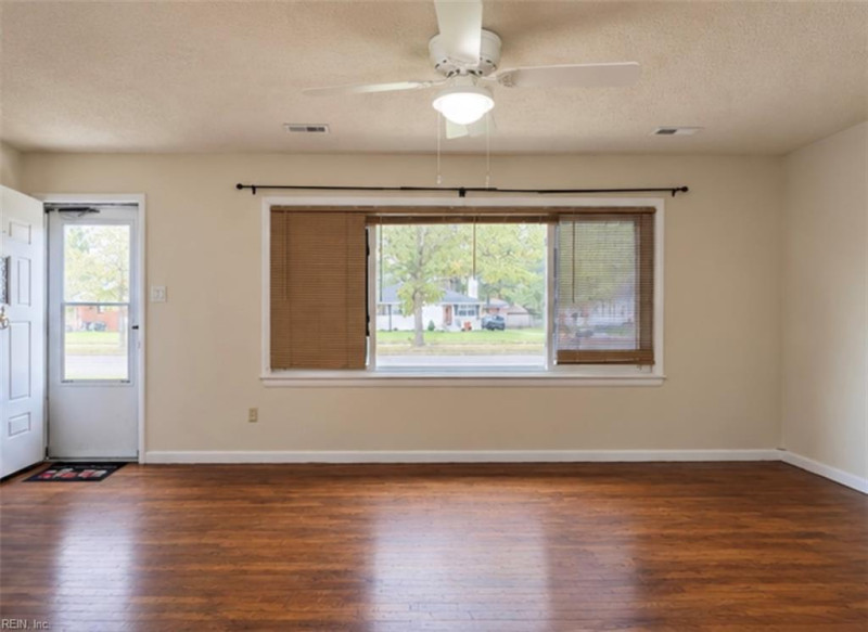 Photo 3 of 22 residential for sale in Norfolk virginia Photo 3 of 22 residential for sale in Norfolk virginia