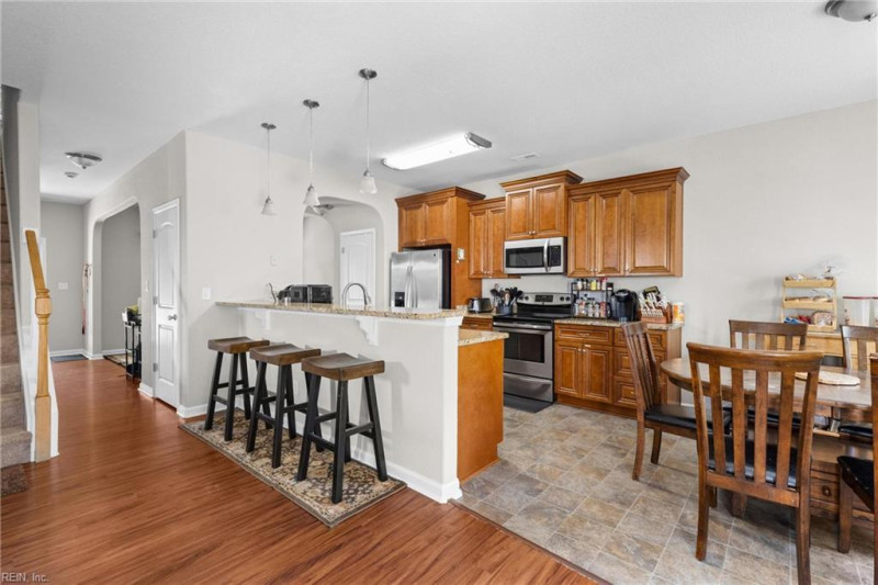 Photo 5 of 20 residential for sale in Chesapeake virginia