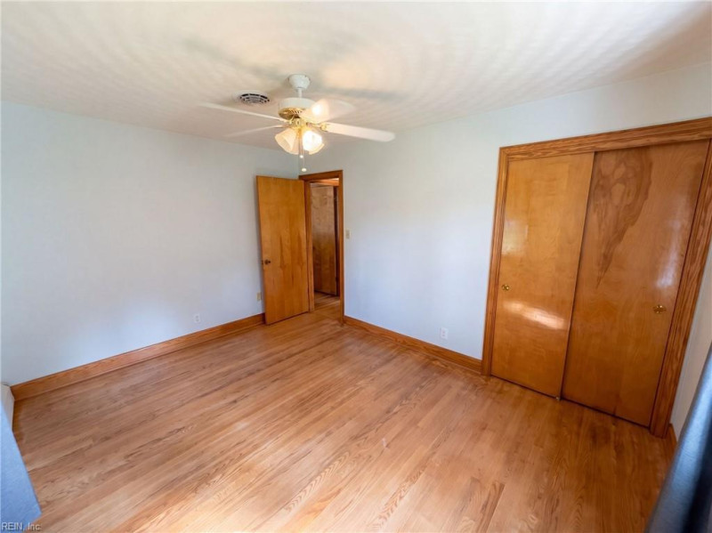 Photo 13 of 19 residential for sale in Chesapeake virginia Photo 13 of 19 residential for sale in Chesapeake virginia