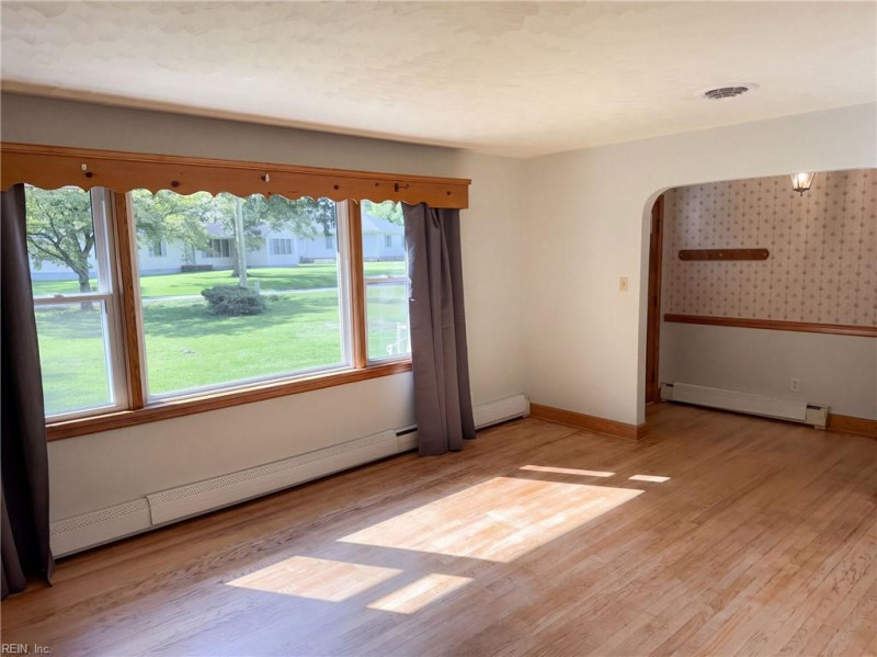 Photo 9 of 19 residential for sale in Chesapeake virginia Photo 9 of 19 residential for sale in Chesapeake virginia