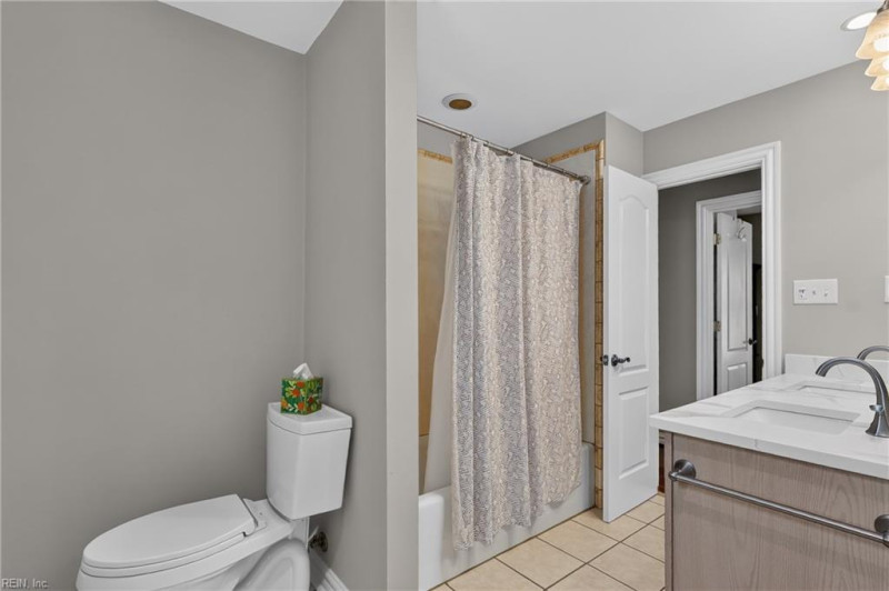 Photo 28 of 40 residential for sale in Chesapeake virginia