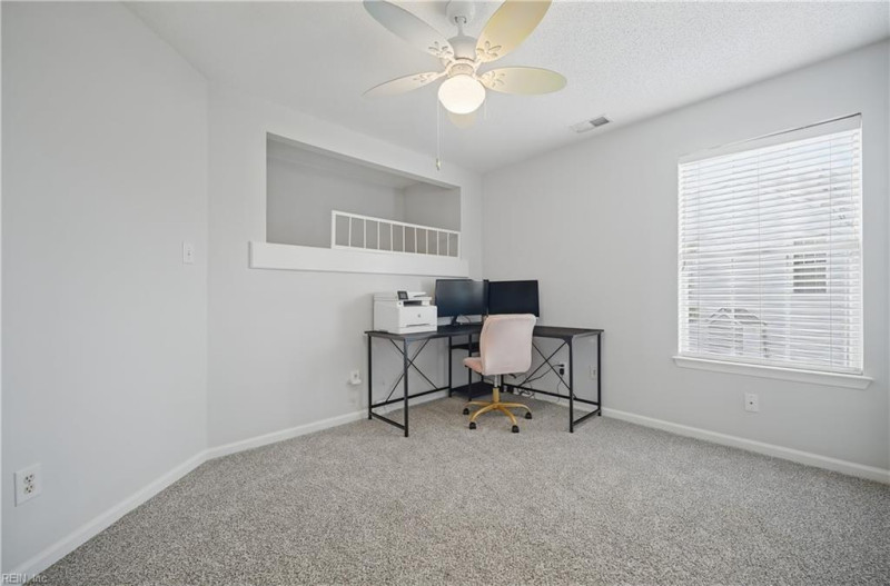 Photo 18 of 35 residential for sale in Virginia Beach virginia