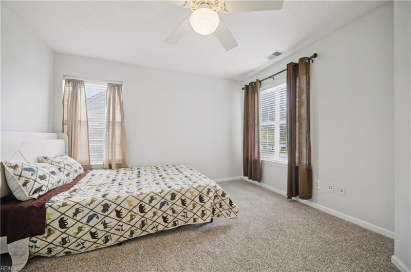 Photo 20 of 35 residential for sale in Virginia Beach virginia