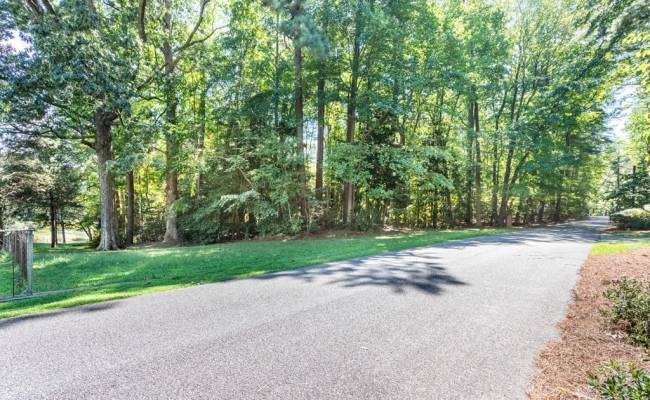 42 Scufflefield Road, Newport News, VA 23602