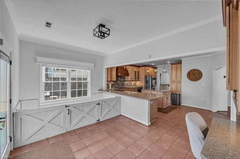 Photo 15 of 47 residential for sale in Virginia Beach virginia