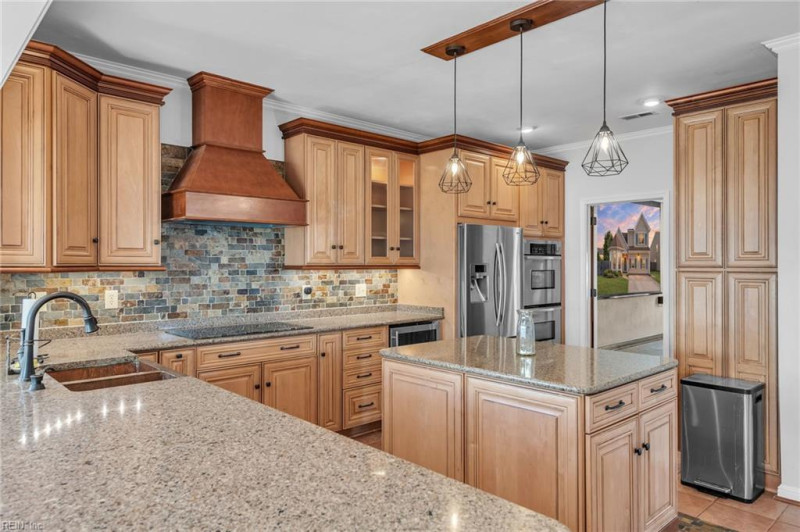 Photo 2 of 47 residential for sale in Virginia Beach virginia