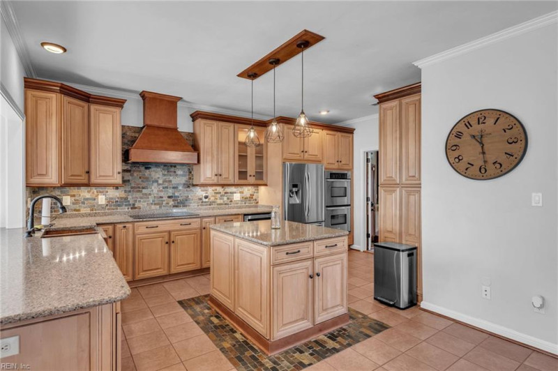 Photo 3 of 47 residential for sale in Virginia Beach virginia