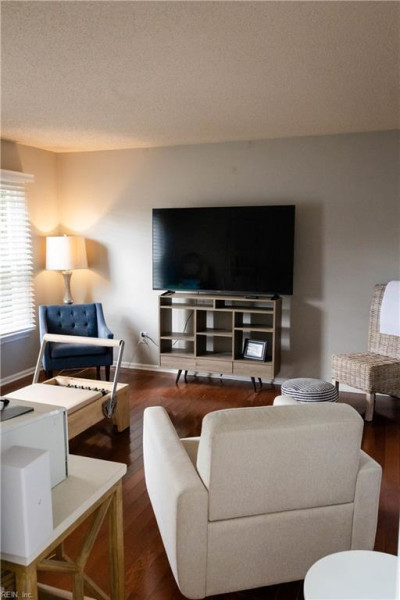 Photo 8 of 36 residential for sale in Chesapeake virginia Photo 8 of 36 residential for sale in Chesapeake virginia