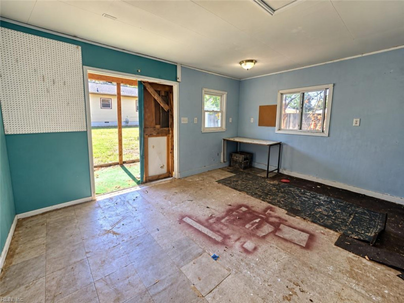 Photo 20 of 30 residential for sale in Newport News virginia