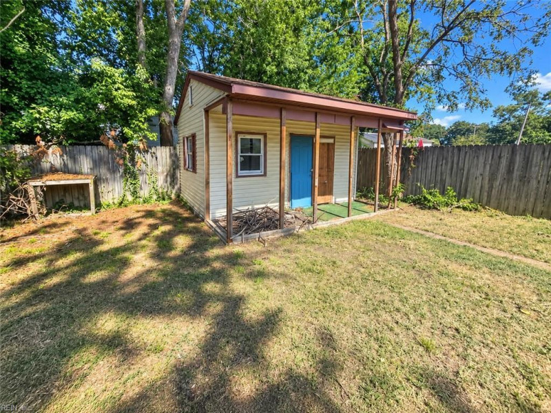Photo 28 of 30 residential for sale in Newport News virginia