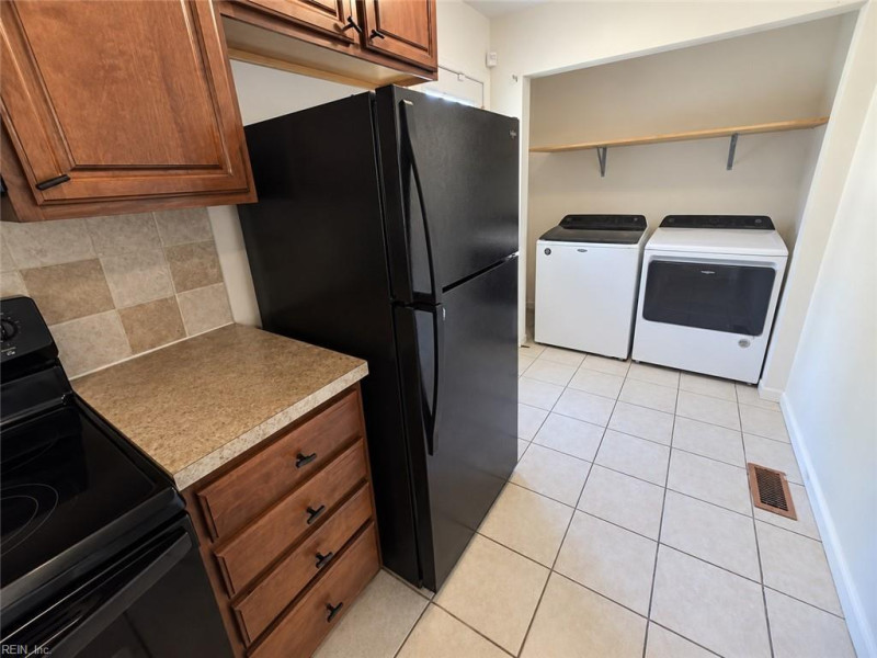 Photo 6 of 30 residential for sale in Newport News virginia