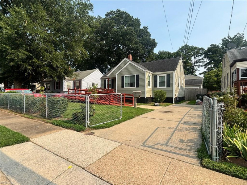 Photo 2 of 22 residential for sale in Norfolk virginia Photo 2 of 22 residential for sale in Norfolk virginia