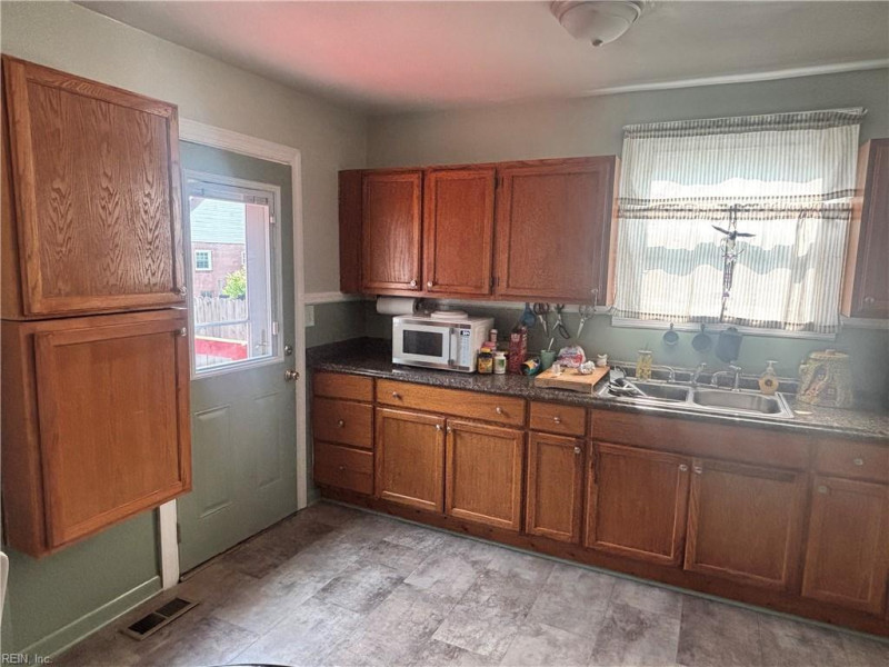 Photo 6 of 22 residential for sale in Norfolk virginia Photo 6 of 22 residential for sale in Norfolk virginia