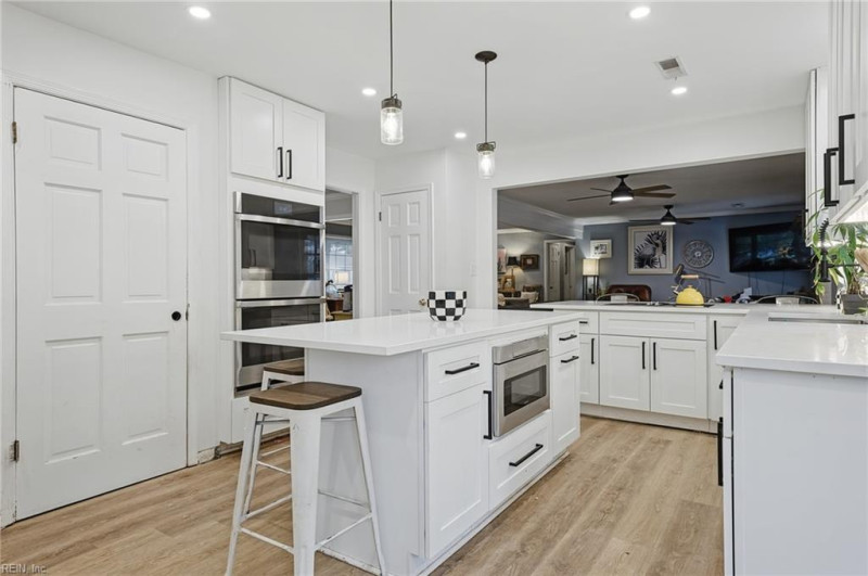 Photo 14 of 24 residential for sale in Virginia Beach virginia