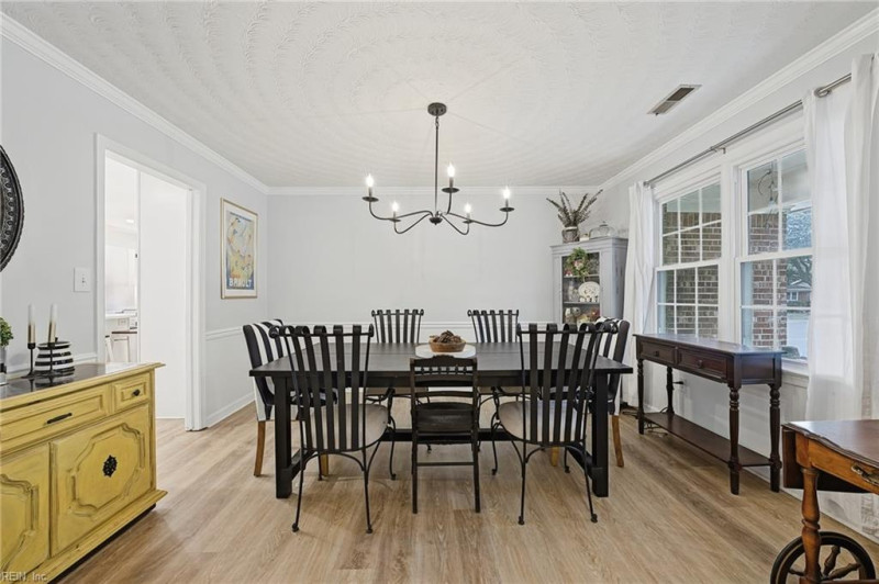 Photo 16 of 24 residential for sale in Virginia Beach virginia