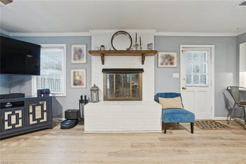Photo 7 of 24 residential for sale in Virginia Beach virginia
