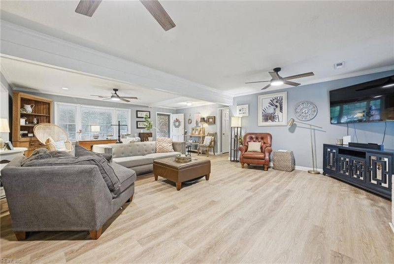 Photo 8 of 24 residential for sale in Virginia Beach virginia