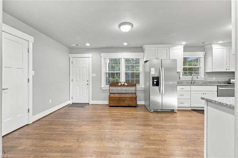 Photo 14 of 50 residential for sale in Chesapeake virginia Photo 14 of 50 residential for sale in Chesapeake virginia
