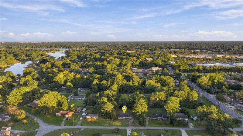 Photo 4 of 50 residential for sale in Chesapeake virginia Photo 4 of 50 residential for sale in Chesapeake virginia