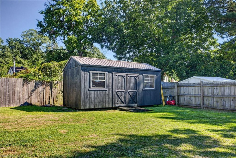 Photo 24 of 26 residential for sale in Portsmouth virginia