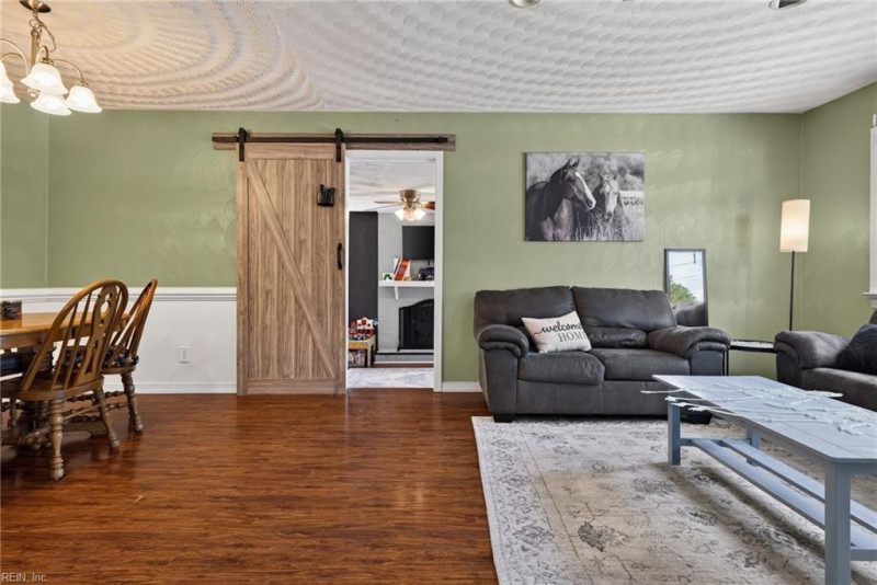 Photo 9 of 26 residential for sale in Portsmouth virginia