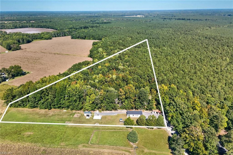 Photo 38 of 50 residential for sale in Suffolk virginia Photo 38 of 50 residential for sale in Suffolk virginia
