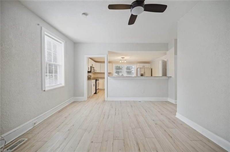 Photo 9 of 38 residential for sale in Portsmouth virginia Photo 9 of 38 residential for sale in Portsmouth virginia
