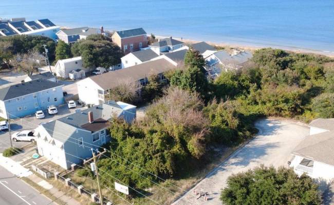 3330 Ocean View Avenue, Norfolk, VA 23518