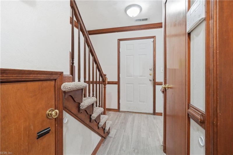 Photo 2 of 28 residential for sale in Chesapeake virginia