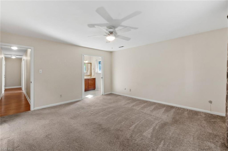 Photo 20 of 38 residential for sale in Virginia Beach virginia