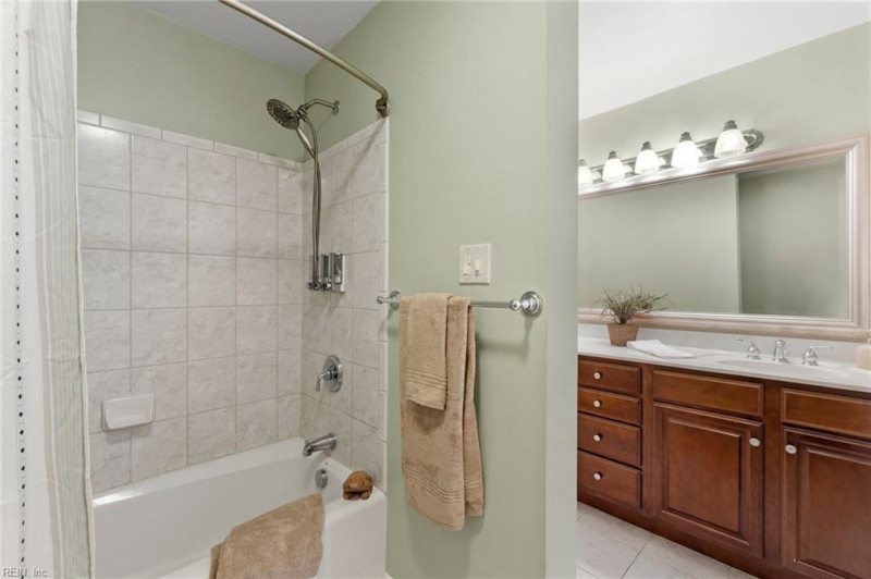 Photo 31 of 38 residential for sale in Virginia Beach virginia