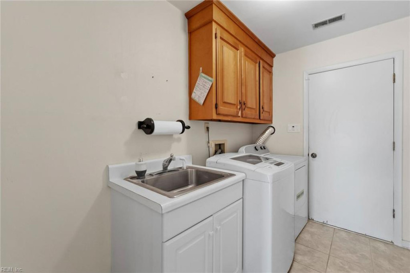 Photo 32 of 38 residential for sale in Virginia Beach virginia