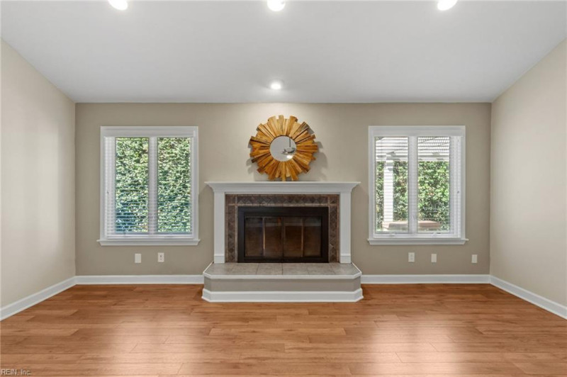 Photo 6 of 38 residential for sale in Virginia Beach virginia