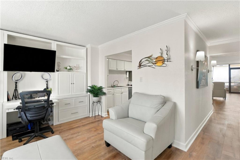 Photo 6 of 33 residential for sale in Virginia Beach virginia