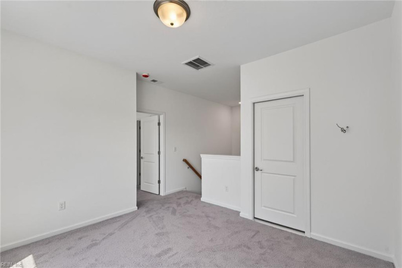 Photo 14 of 18 residential for sale in Chesapeake virginia Photo 14 of 18 residential for sale in Chesapeake virginia