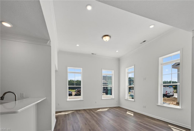 Photo 6 of 18 residential for sale in Chesapeake virginia Photo 6 of 18 residential for sale in Chesapeake virginia