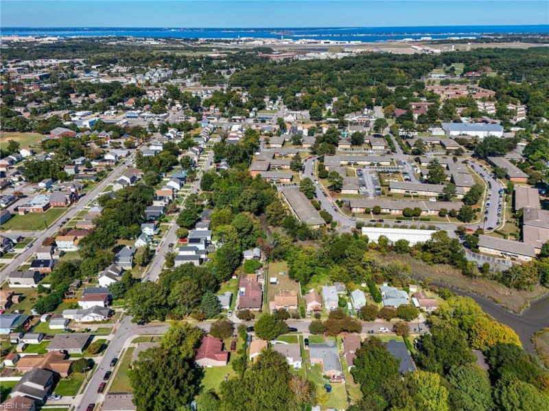 Photo 27 of 46 residential for sale in Norfolk virginia Photo 27 of 46 residential for sale in Norfolk virginia