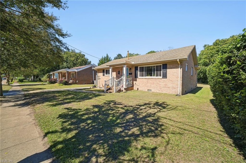 Photo 3 of 46 residential for sale in Norfolk virginia Photo 3 of 46 residential for sale in Norfolk virginia