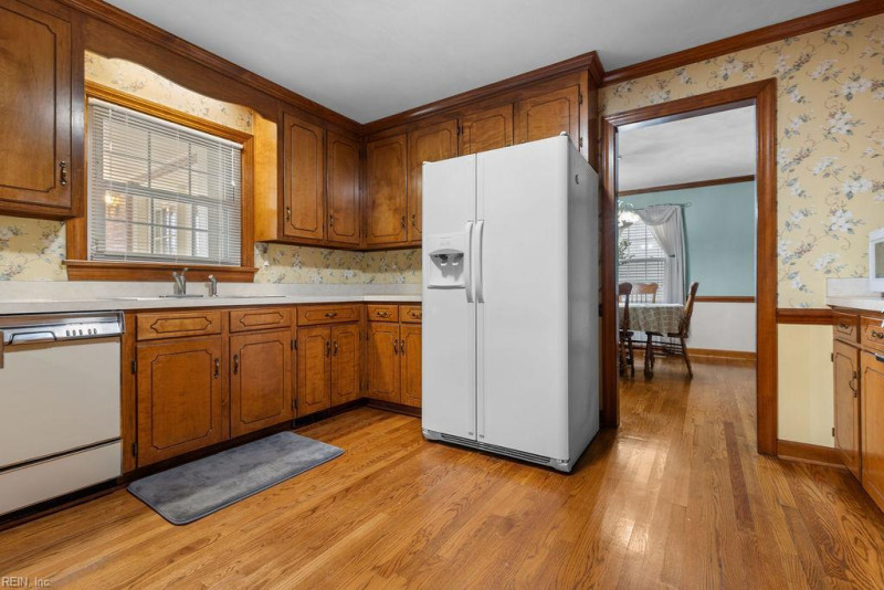 Photo 10 of 45 residential for sale in Franklin virginia