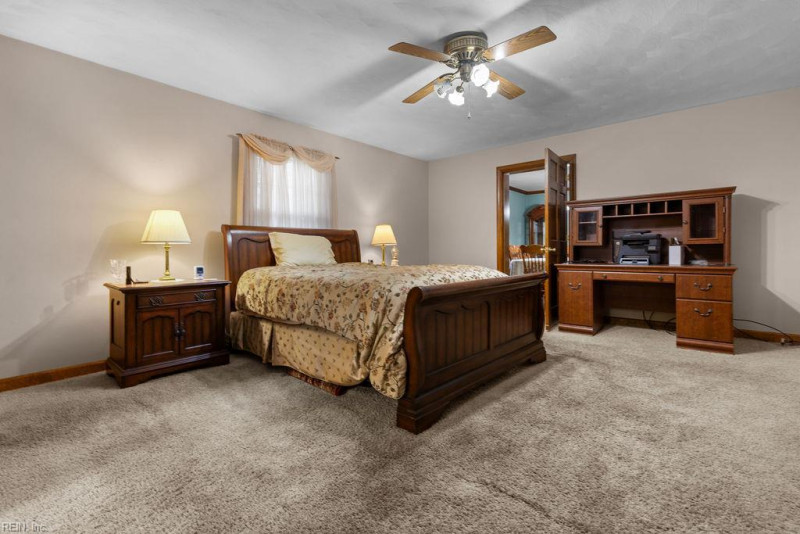 Photo 17 of 45 residential for sale in Franklin virginia
