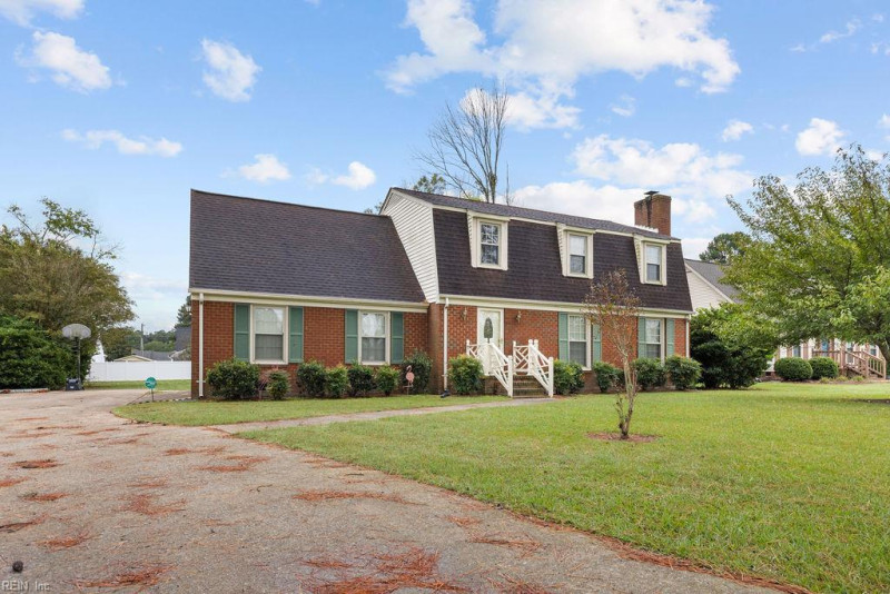 Photo 3 of 45 residential for sale in Franklin virginia