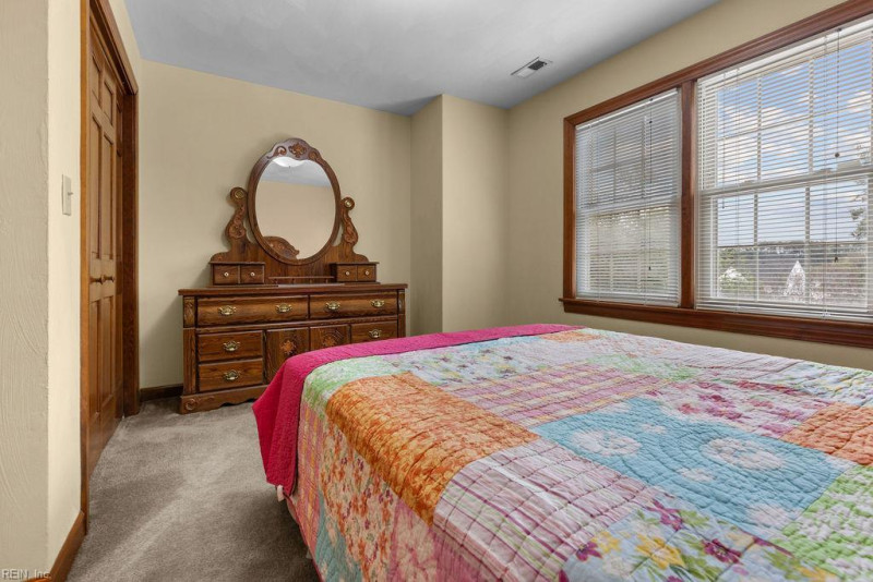 Photo 34 of 45 residential for sale in Franklin virginia