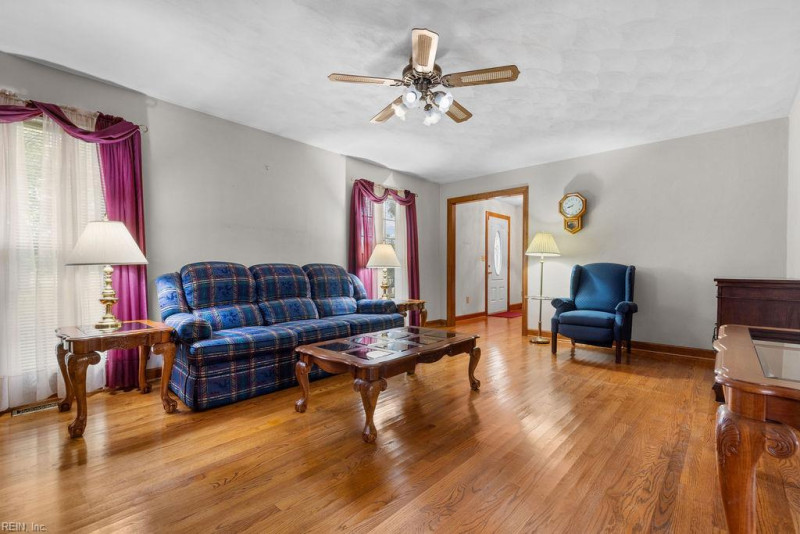 Photo 5 of 45 residential for sale in Franklin virginia