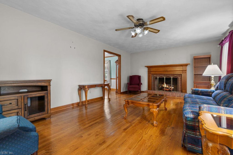 Photo 6 of 45 residential for sale in Franklin virginia