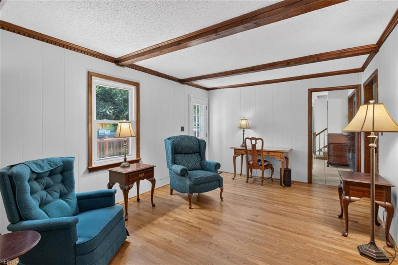 Photo 17 of 36 residential for sale in Chesapeake virginia