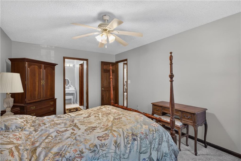 Photo 22 of 36 residential for sale in Chesapeake virginia