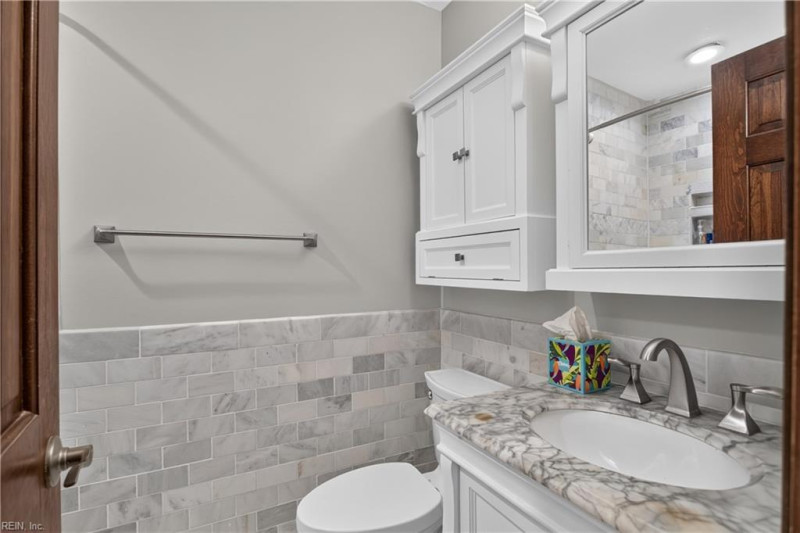 Photo 26 of 36 residential for sale in Chesapeake virginia